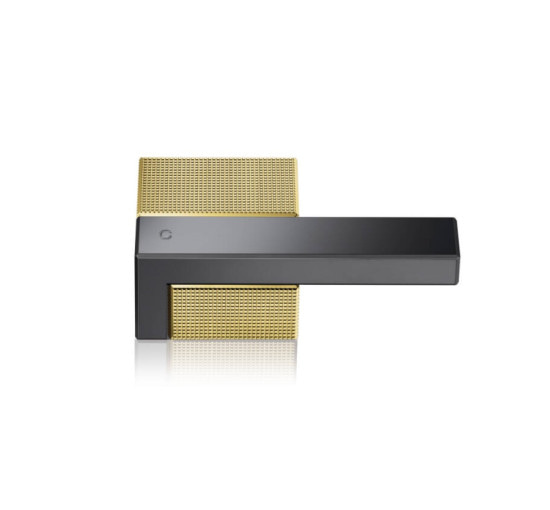 Змішувач Axor Edge 130 для раковини врізний на 3 отвори Diamond Cut хромований 46051000