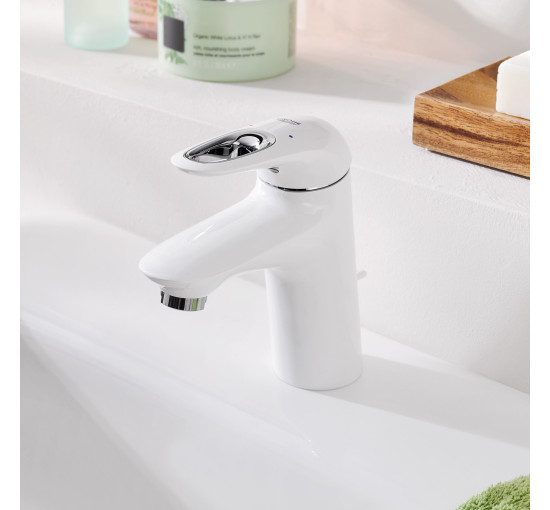 Смеситель для раковины Grohe Eurostyle white (33558LS3)