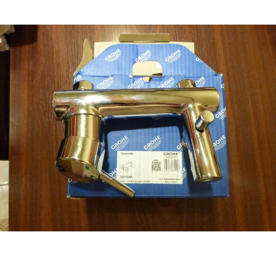 Смеситель для ванны Grohe Concetto (32211001)