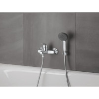 Смеситель в ванну одновентильный с коротким гусям GROHE Start Curve хром латунь 23768000