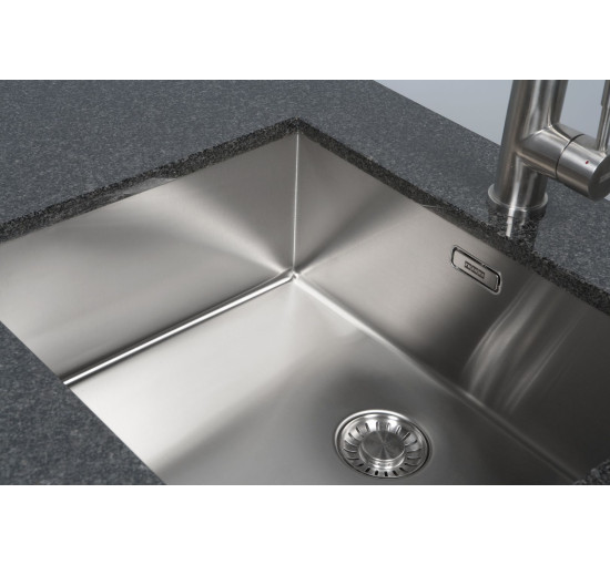 Кухонная мойка Franke Box BXX 210 / 110-54 (127.0371.513) нержавеющая сталь - монтаж врезной, в уровень либо под столешницу - полированная