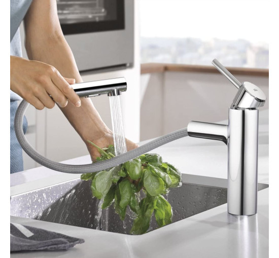 Смеситель для кухни однорычажный с выдвижной воронкой GROHE Concetto хром латунь 30273001
