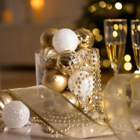 Набір різдвяних куль Valery Madelyn 60 мм, білі та золоті ялинкові прикраси, що не б'ються, у вигляді куль (my-16145)