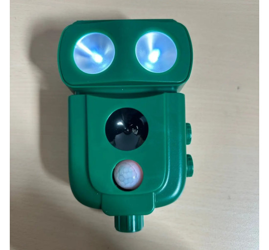 Ультразвуковой отпугиватель от животных на солнечной панели (my-20194)