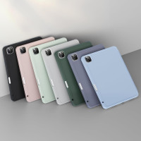 Чехол ZOYU для iPad Pro 11 дюймов 4-го/3-го/2-го поколения 2022/2021/2020 с держателем для карандашей, мягкая задняя панель из ТПУ, черный (2046)